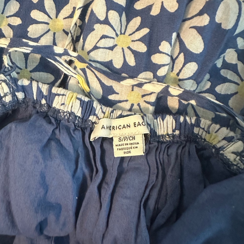 American Eagle Outfitters Blue Daisy Romper - Picture 6 of 6
